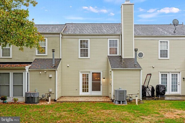 Building Photo - 2006 Wexford Rd