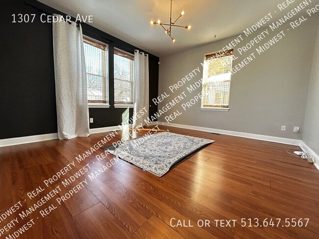 Building Photo - 1307 Cedar Ave