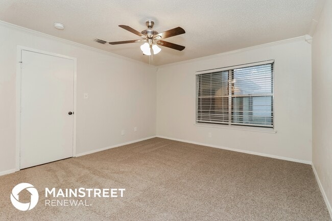 Building Photo - 1003 Holly Hill Ct