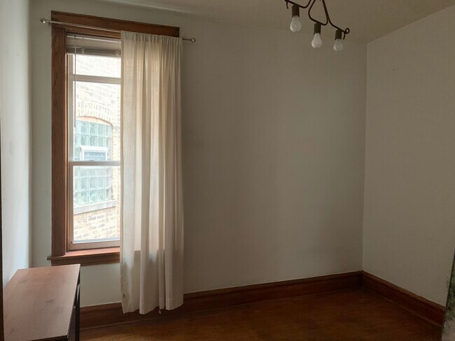 Building Photo - 3513 W Palmer St