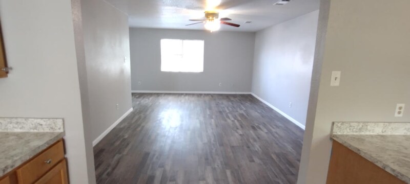 Building Photo - 2505 Mark Dr