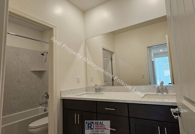 Building Photo - 4414 French Dr