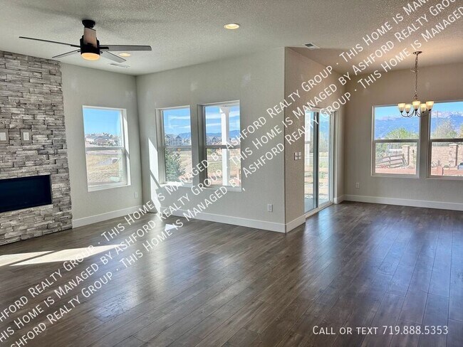 Building Photo - 8313 Noreen Falls Dr