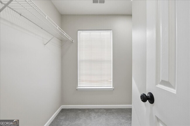 Building Photo - 5630 Lawley Rd