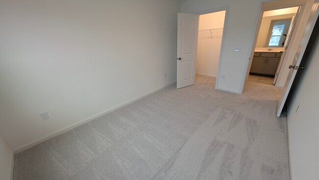 Building Photo - 3111 Vitner Dr