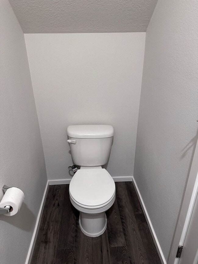 Building Photo - Charming 4 bdrm 2.5 ba in Vancouver, WA