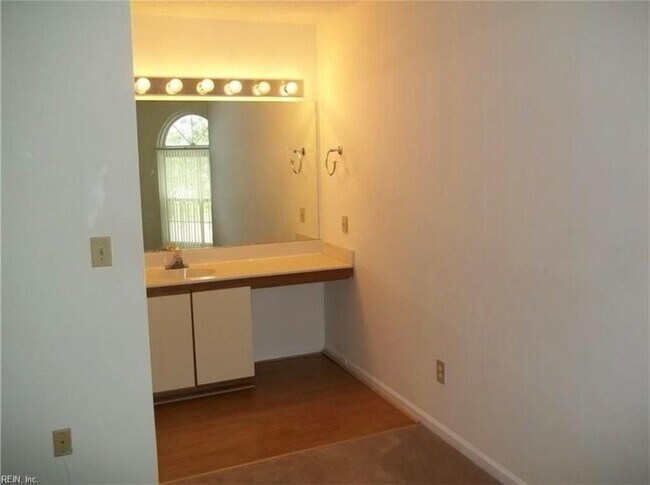 Building Photo - 4601 Georgetown Pl