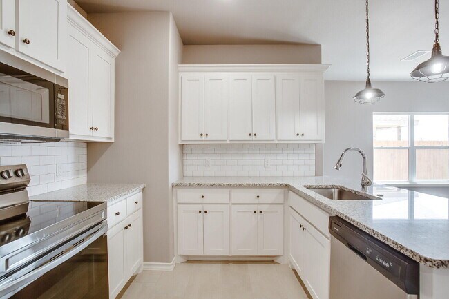 Building Photo - 1505 Avenue O
