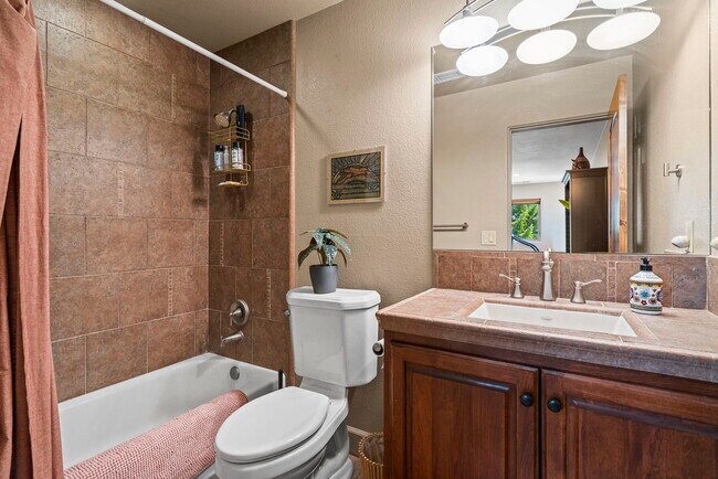 Building Photo - 14255 Sorrel Ln