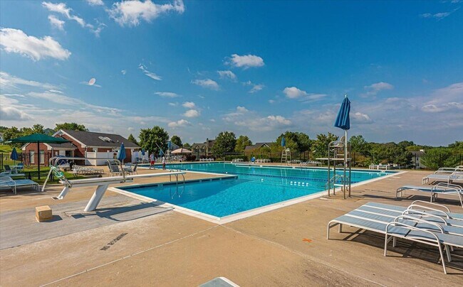 Building Photo - Beautifully maintained townhouse in New Market available before the new school year!