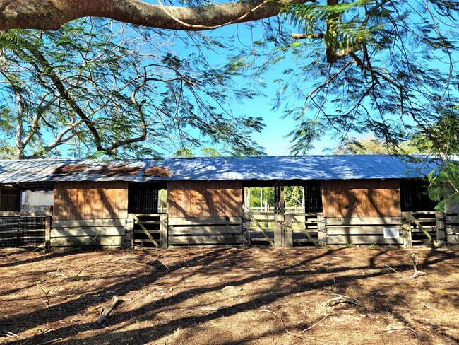 Building Photo - 4362 W Midway Rd