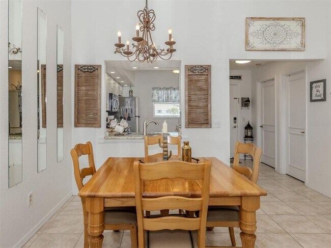 Building Photo - 26333 Nadir Rd