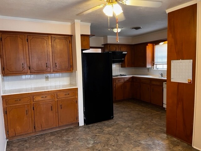 Building Photo - 2306 Quail Hollow Dr