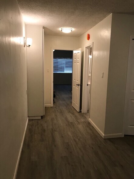 hall leading from bdrm to linen closet and bathroom - 4033 Van Dyke Ave