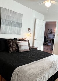 Building Photo - Rocky Court