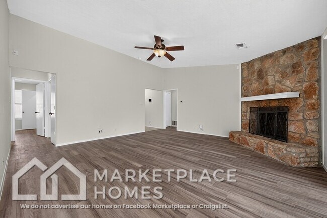 Building Photo - 1707 Provident Ln