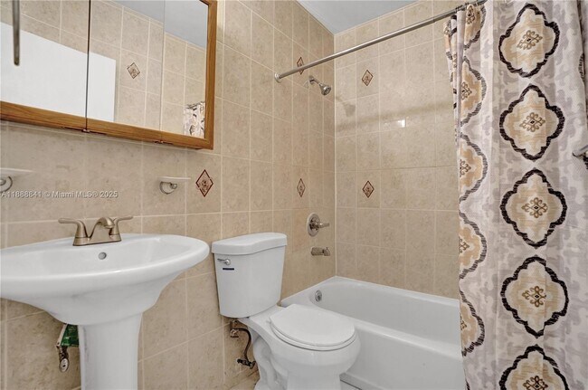 Building Photo - 6540 McKinley St