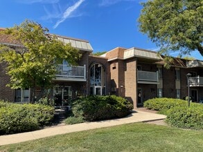 Building Photo - 444 N Wilke Rd