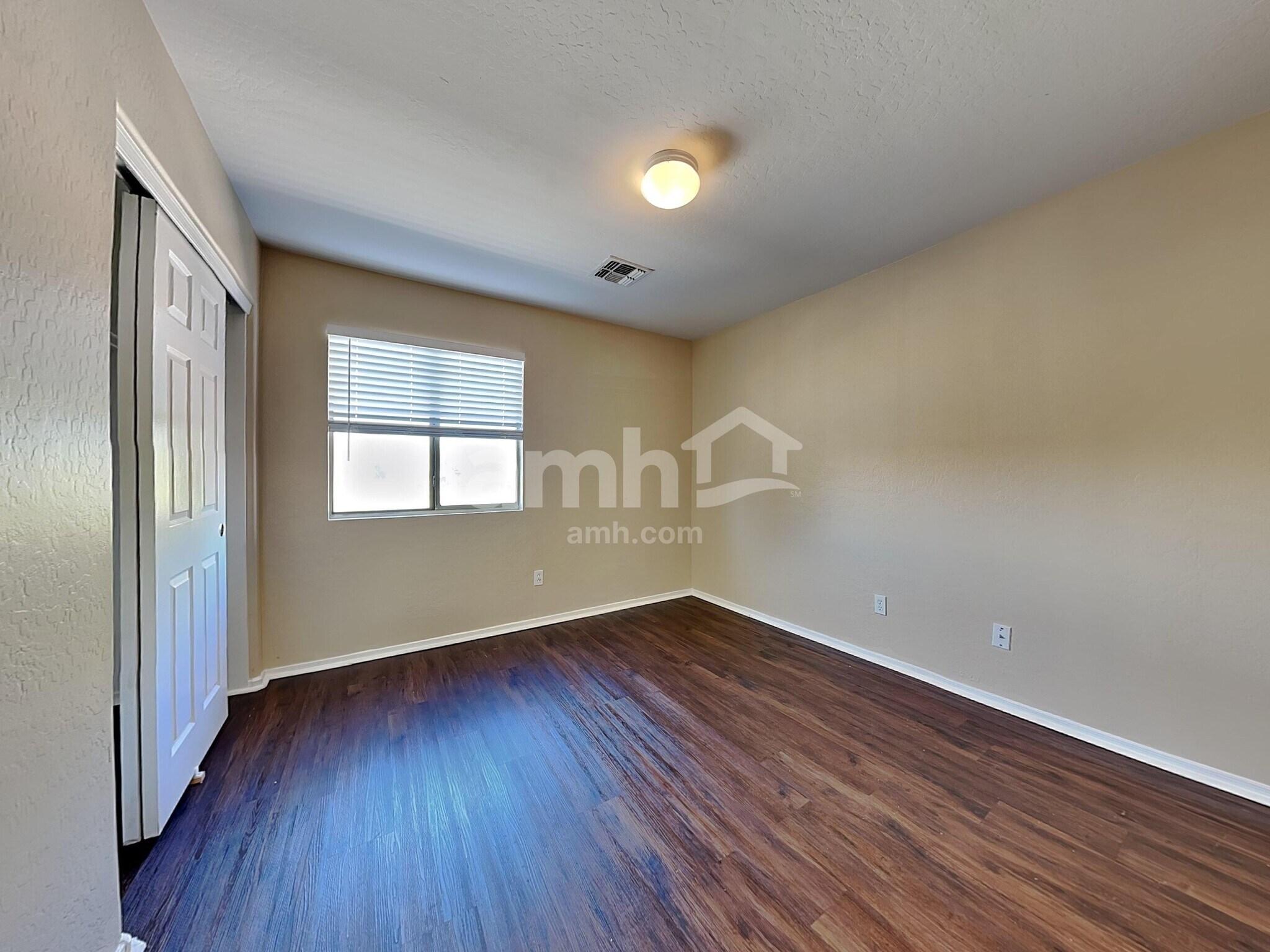 Building Photo - 3250 W Jessica Ln