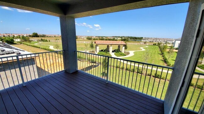 Building Photo - 9918 Summerlake Groves St