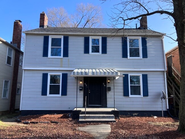 Building Photo - 912 Geers Ave