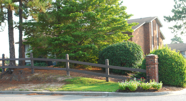 Building Photo - Sparkleberry Hill Apartments