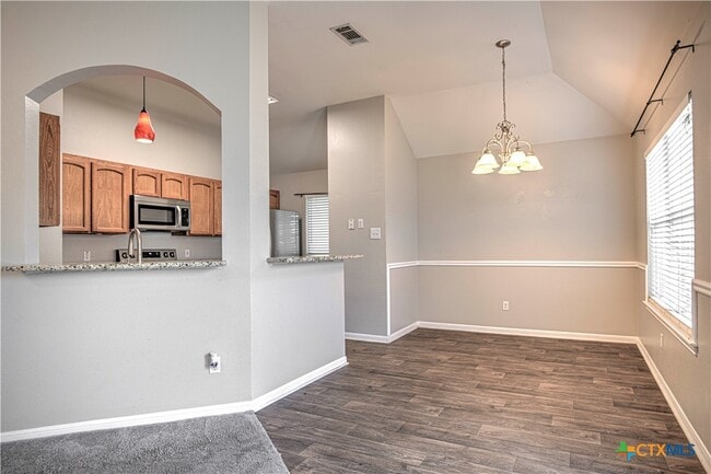 Building Photo - 2603 Blue Meadow Dr