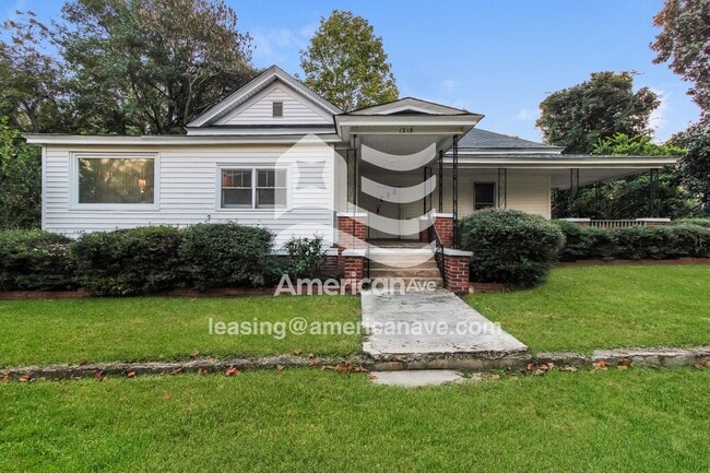 Primary Photo - 1218 Hunt St