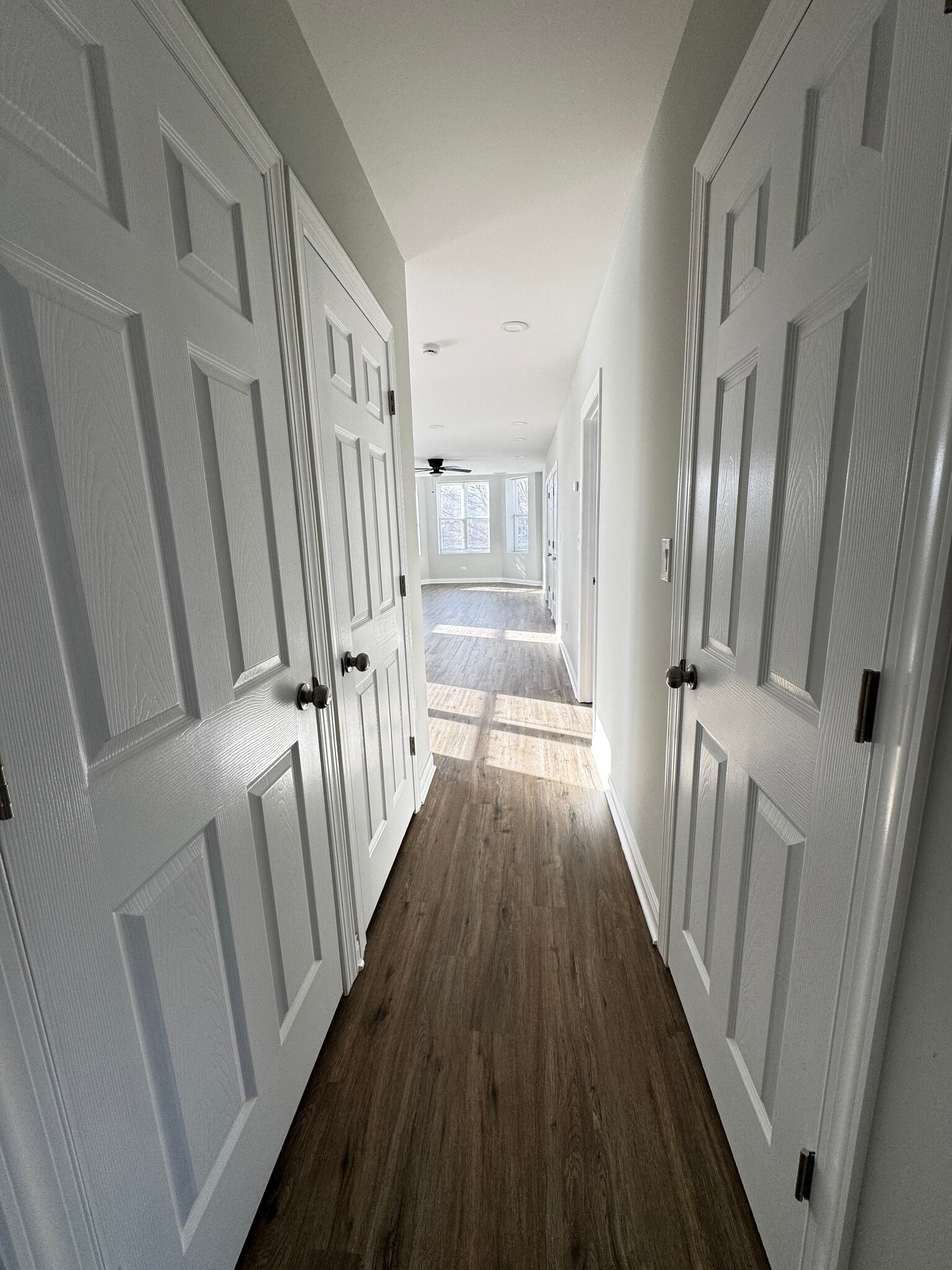 Building Photo - 6807 S Paulina St