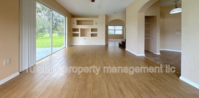 Building Photo - 1647 Gray Bark Dr