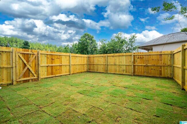 Building Photo - 800 Waterford Cir