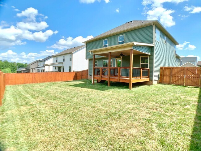 Building Photo - 733 Banister Dr