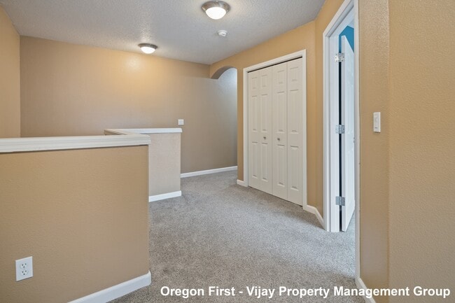 Building Photo - 17106 SW Marty Ln