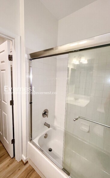 Building Photo - 42536 Mayflower Terrace
