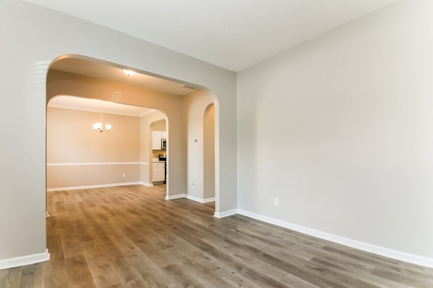 Building Photo - 8528 Neuse Hunter Dr