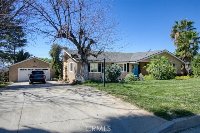 Building Photo - 11758 Grant Dr