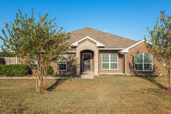 Building Photo - 300 Windmill Ct