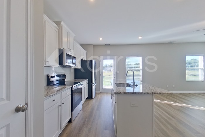 Building Photo - 888 Silent Barge Cv