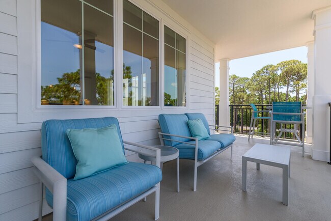 Building Photo - 9000 Heron Walk Dr