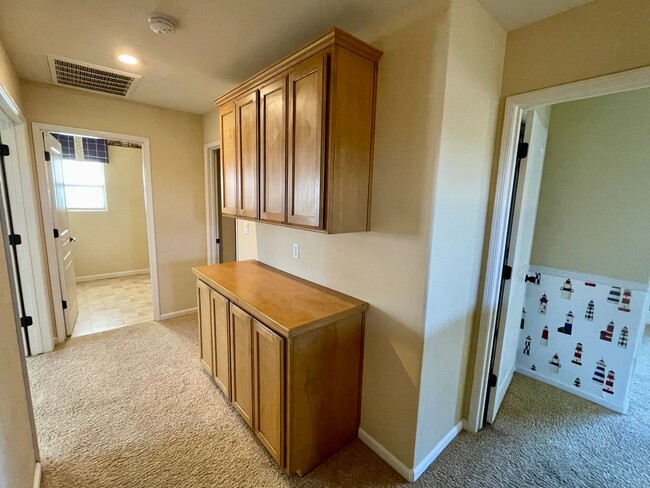 Building Photo - Move-In Special: Enjoy Reduced Annualized ...