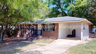 Building Photo - 502 Fitzsimmons St