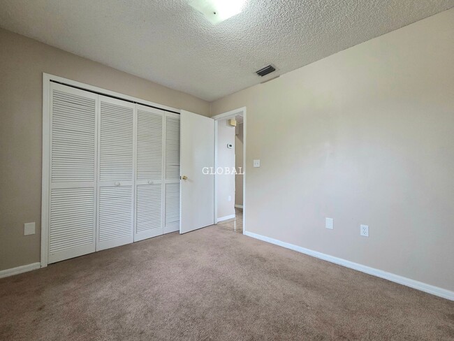 Building Photo - Charming 3-Bedroom Home for Rent within So...