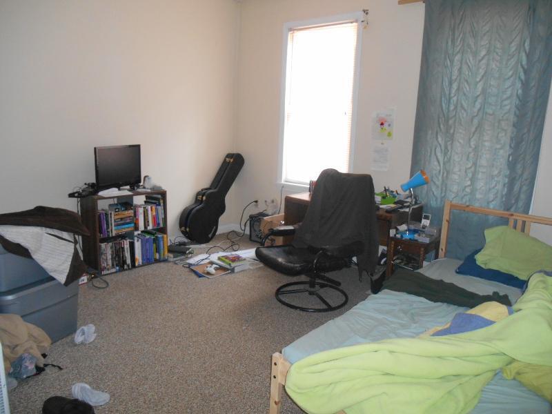 Building Photo - 14 Lorraine Ter