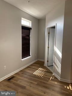 Building Photo - 1531 Oakley Ln