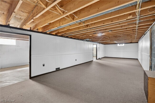 Building Photo - 1626 S Carpenter Rd