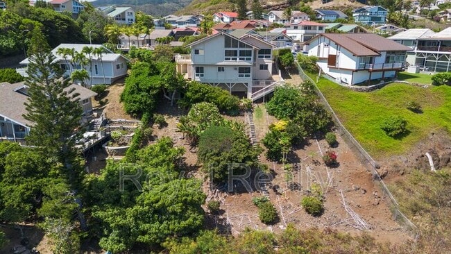 Building Photo - 1005 Kalahu Pl