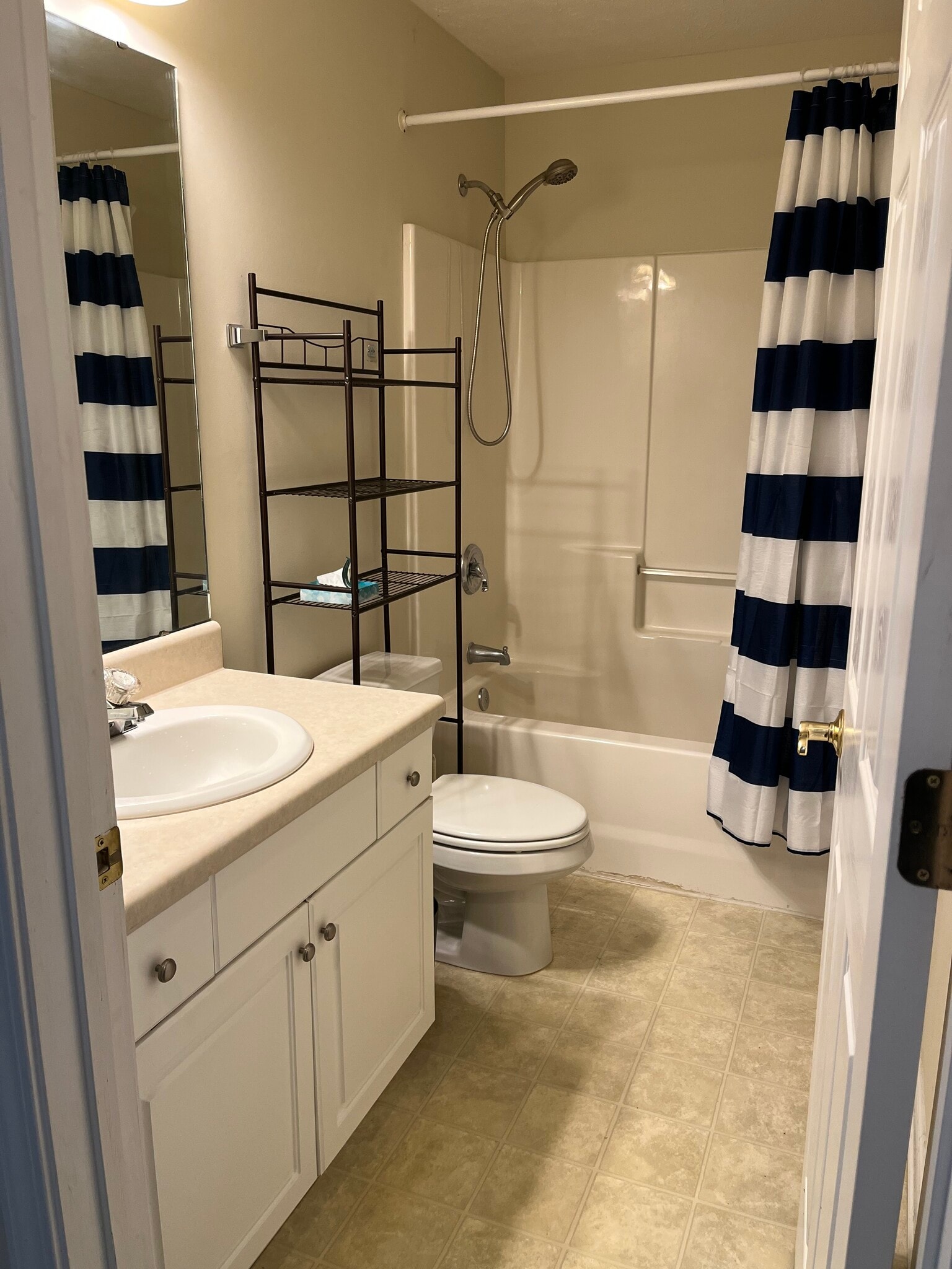 Full bath up-stairs - 129 Perkins Pl