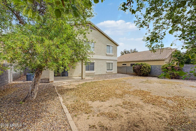 Building Photo - 14165 W Crocus Dr