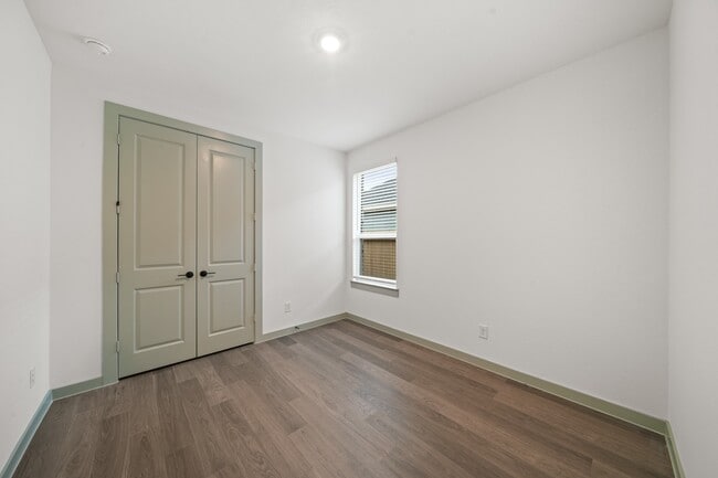 Building Photo - 3264 Woodrose Orchard Dr