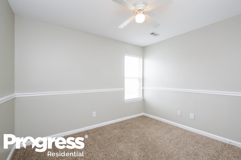 Building Photo - 311 Bainbridge Cir